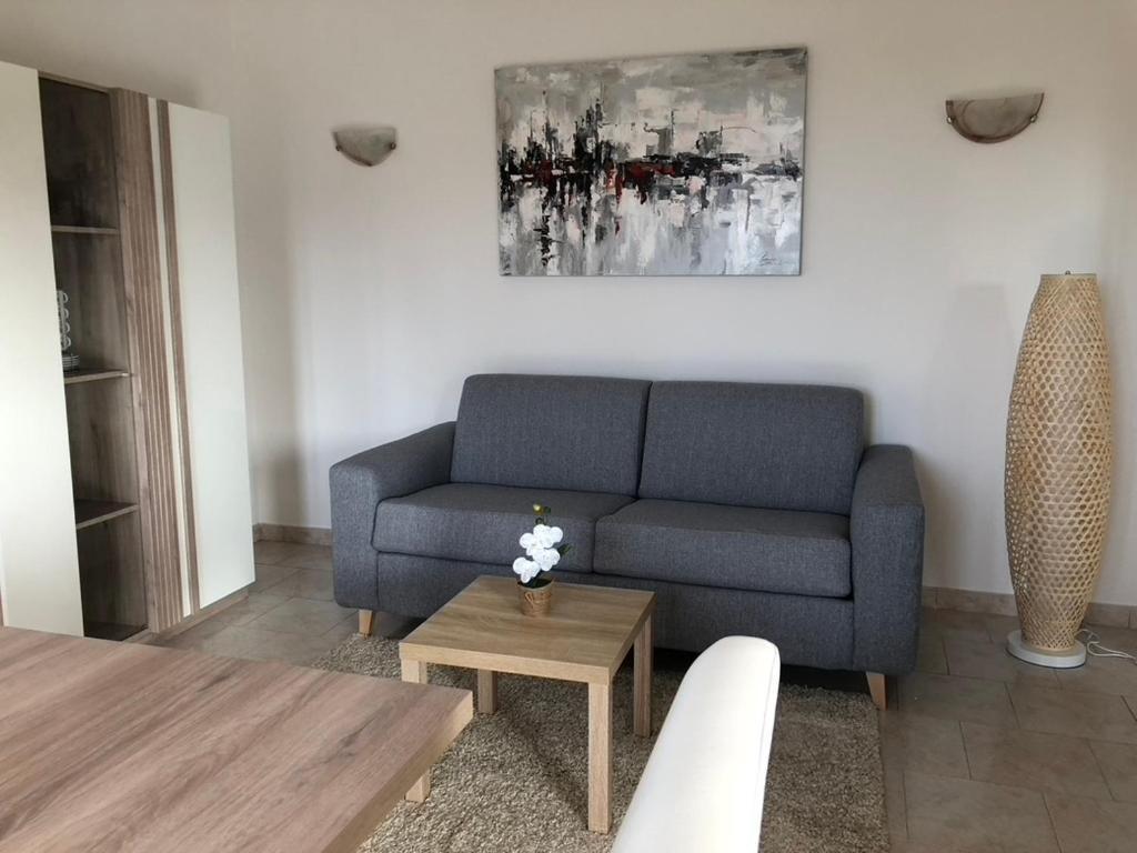 Appartement Rez De Villa LʼÎle-Rousse Екстериор снимка