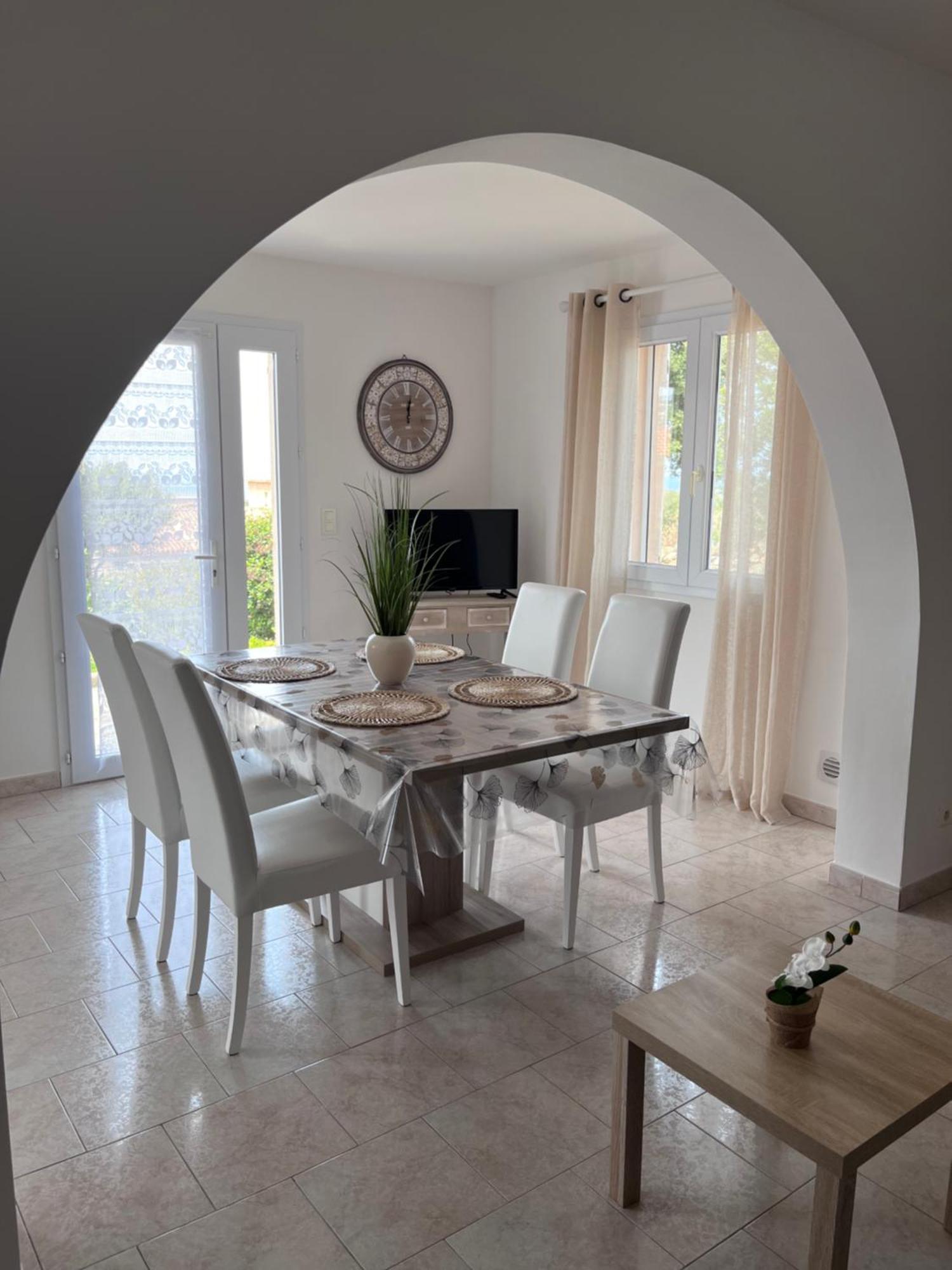 Appartement Rez De Villa LʼÎle-Rousse Екстериор снимка